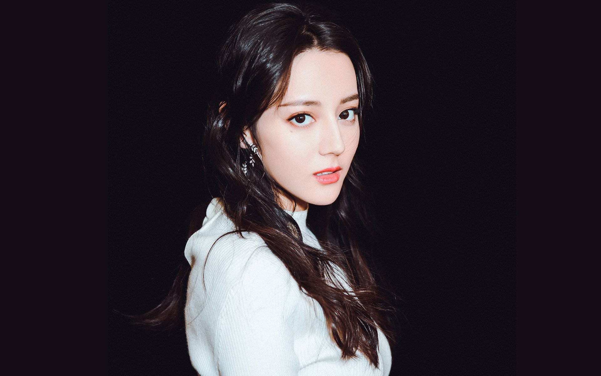 圣埃蒂安备战豪门巴黎，期待全取三分，圣埃蒂安对里昂比分预测