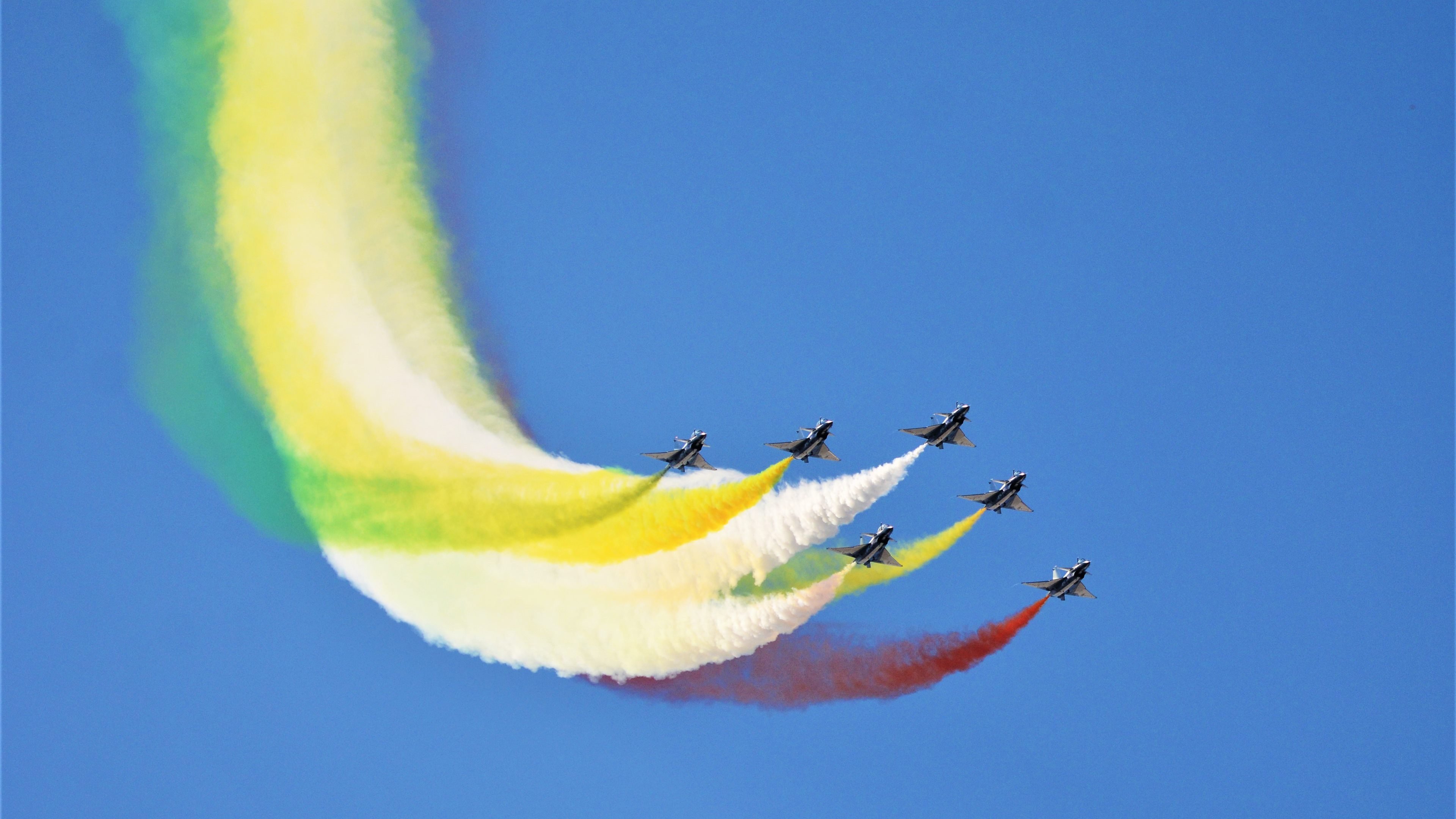 “马丁·高尔西的全能表现，阿根廷美洲狮队的防守中坚”